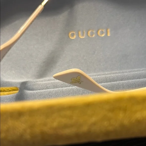 Gucci Gold and Brown Sunglasses - Picture 4 of 5